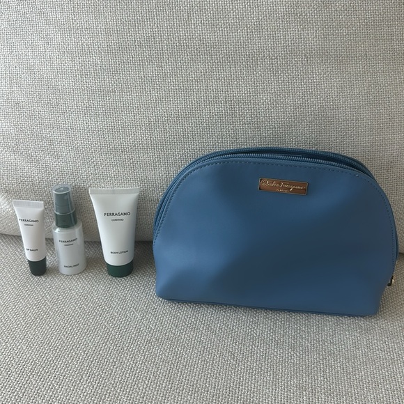 Salvatore Ferragamo Make up Bag - Picture 8 of 8